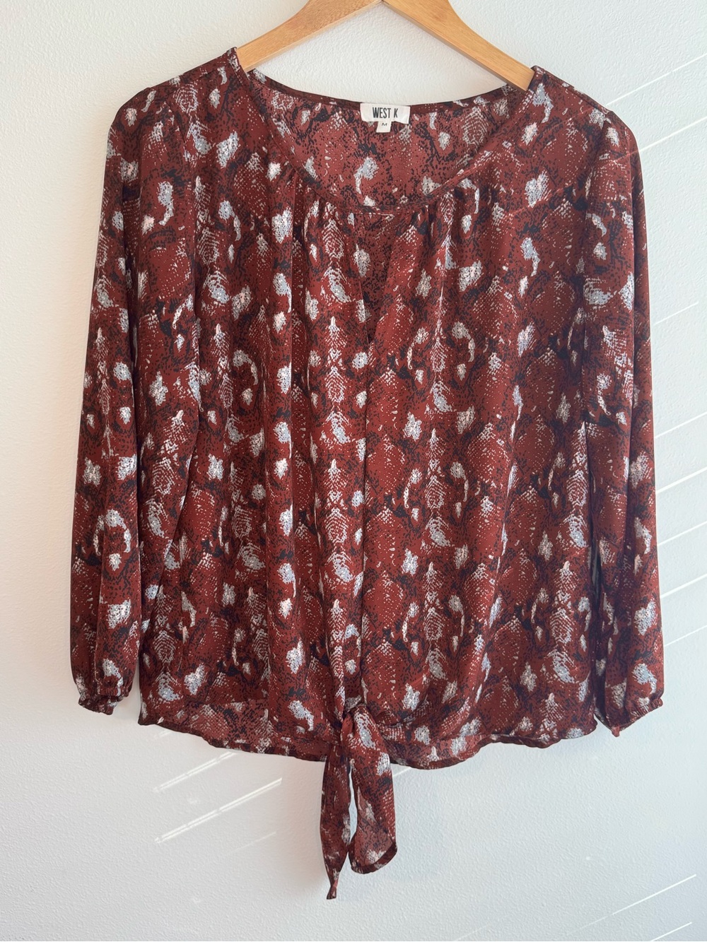 West K Burgundy and Gray Printed Tie-Front Women's Blouse Size M